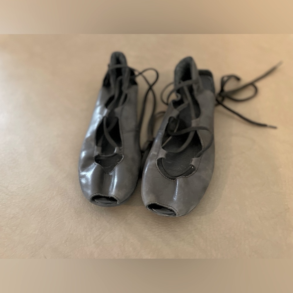 Lace up ballet flat style shoe